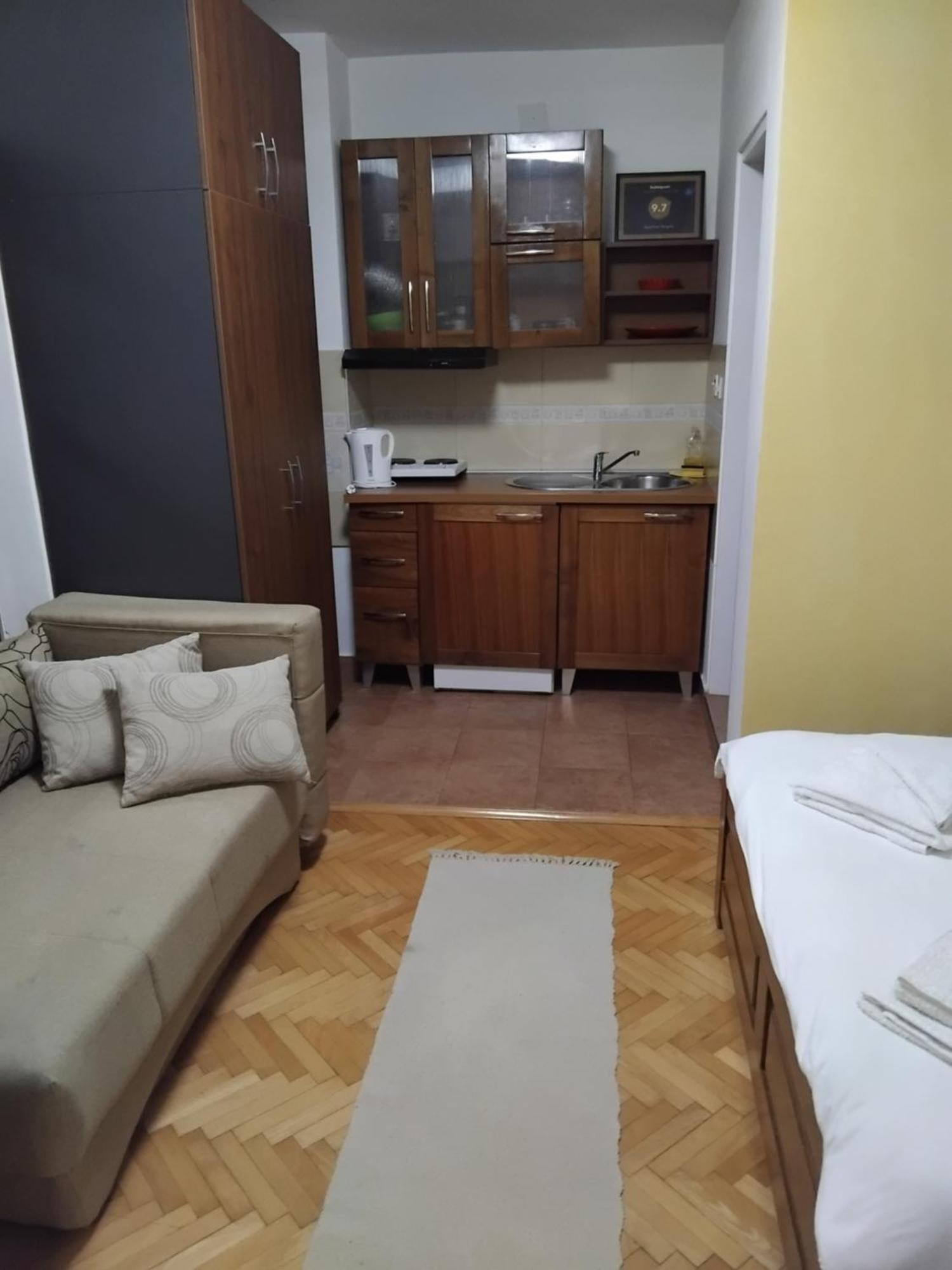 Studio Apartmani Pergolo Centar Soko Banja Luaran gambar